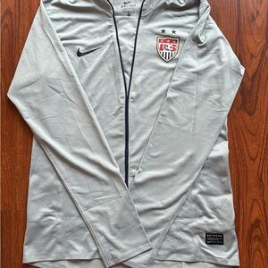 Nike’s Soccer Long Sleeve Women
